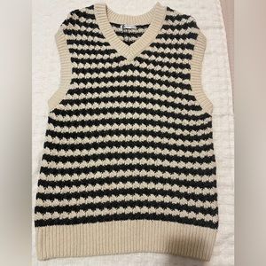 Zara Men’s Knit Sweater Vesg